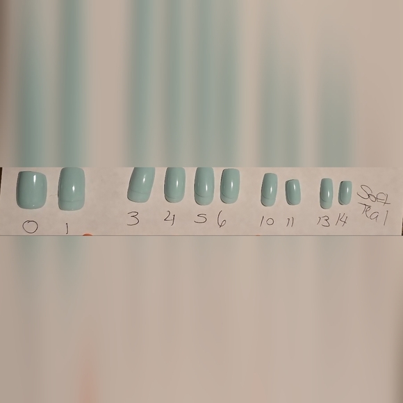 Extra Soft Teal Press On Nails - Picture 3 of 3